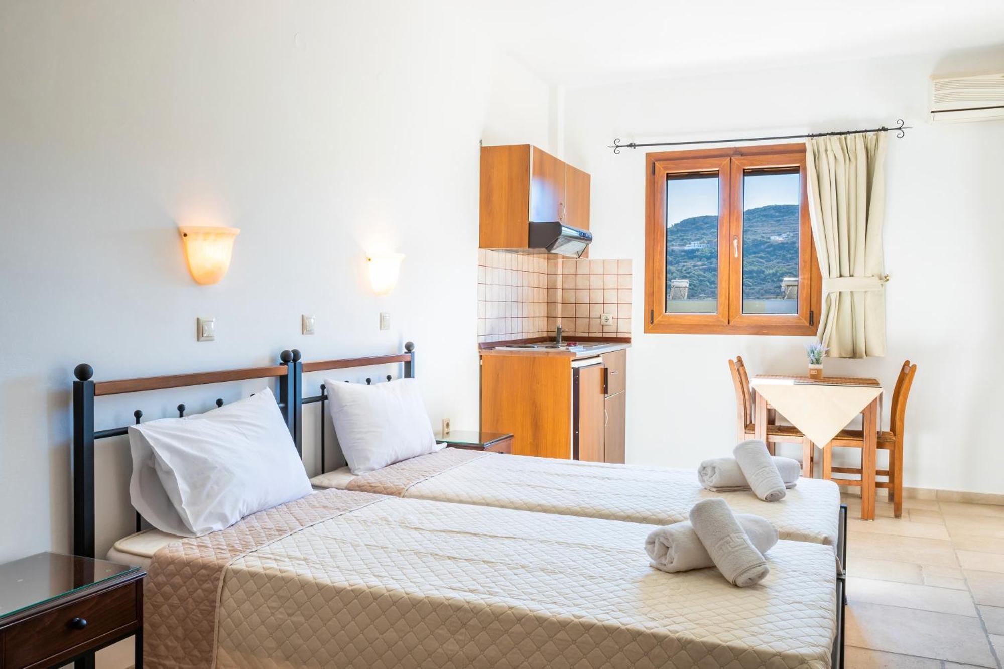 Petra Studios Karpathos Town  Exterior photo
