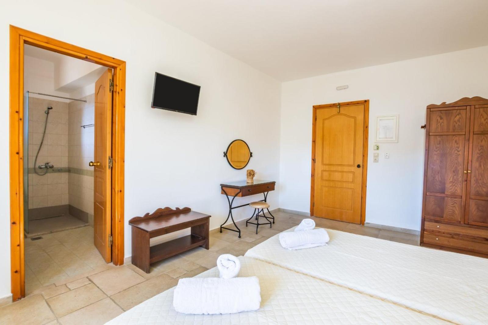 Petra Studios Karpathos Town  Exterior photo